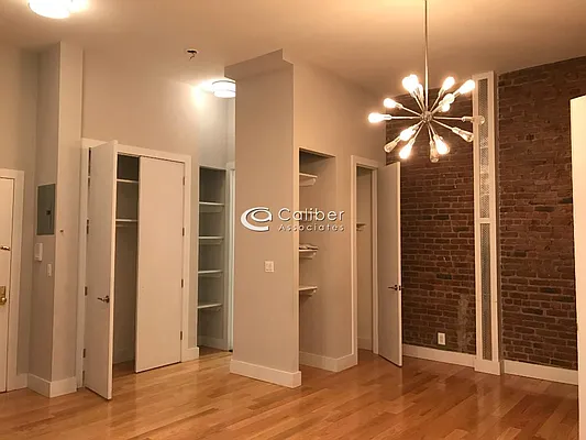 Rented by Caliber Associates | media 10