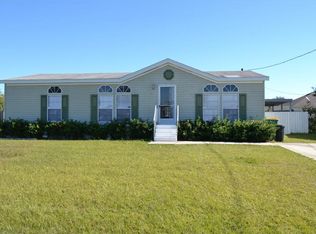 3233 Silver Lake Ct, Kissimmee, FL 34744
