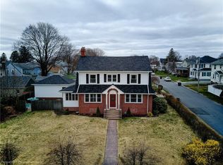 100 High Service Ave, North Providence, RI 02911