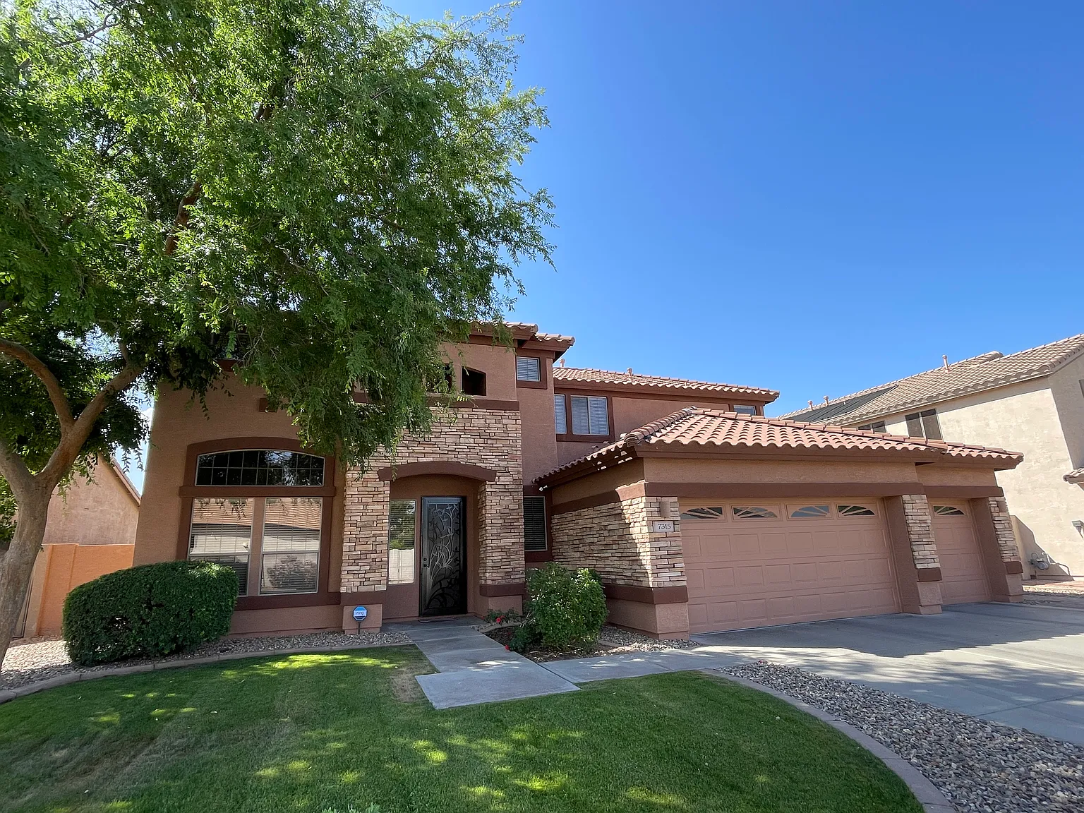 7315 W Briles Rd — Photo 1