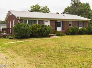 205 N Wilkins Rd, Haw River, NC 27258