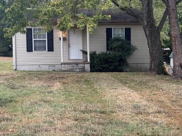 2703 Jennette Cir, Hopkinsville, KY 42240