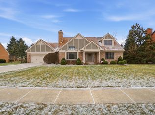 1417 Devonshire St, Bowling Green, OH 43402