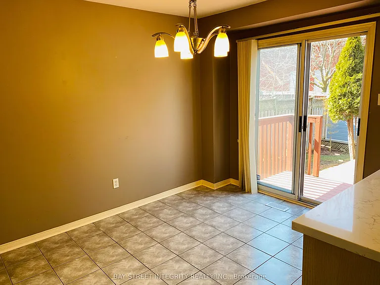 2087 Golden Orchard Trl — Photo 4