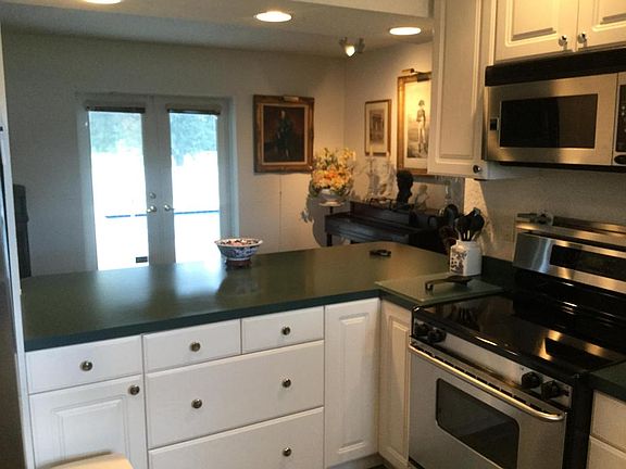 3rd image of 2853 SE Morningside Blvd
