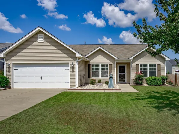 128 Lanchire St, Lexington, SC 29073