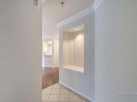 3rd image of 22014 Kenlake Dr