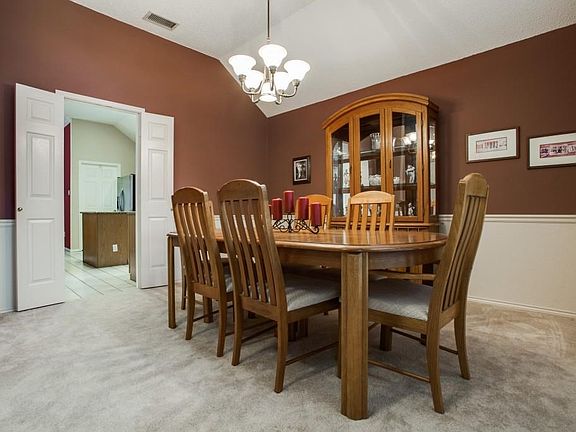 4th image of 2222 Stillwater Dr