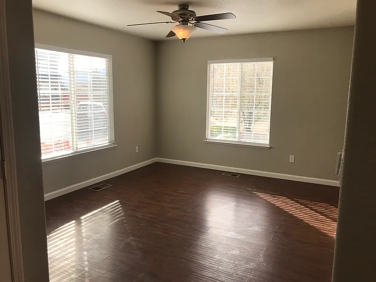 17680 Yearling Ct — Photo 8