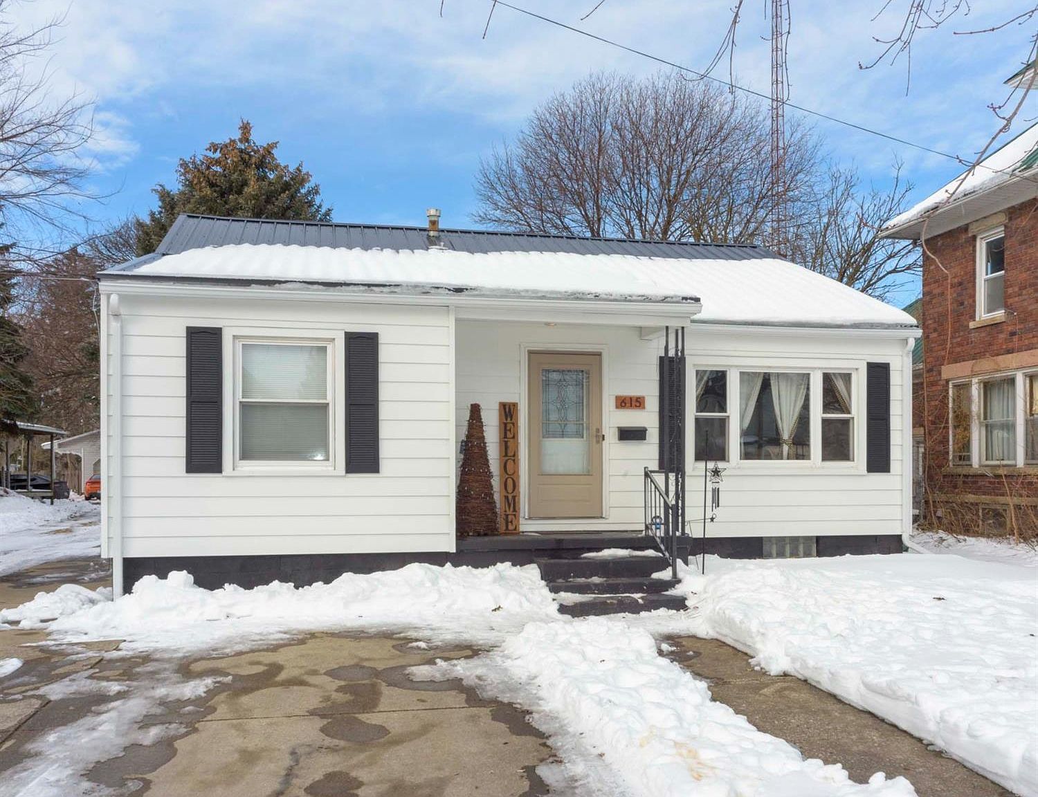 615 Castalia St, Bellevue, OH 44811 Zillow