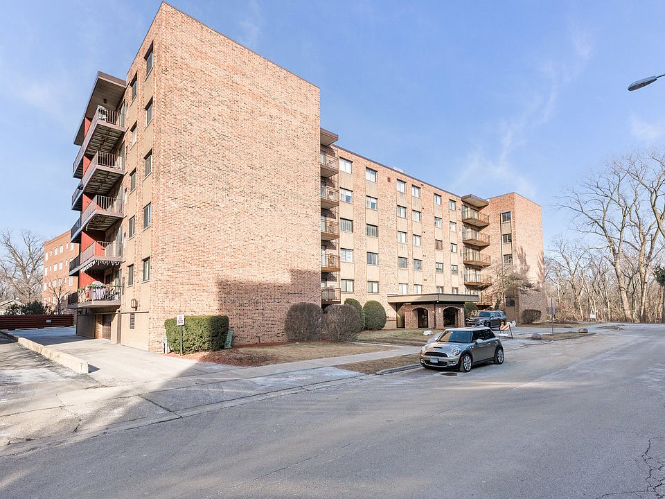 1st image of 1702 Mill St APT 310