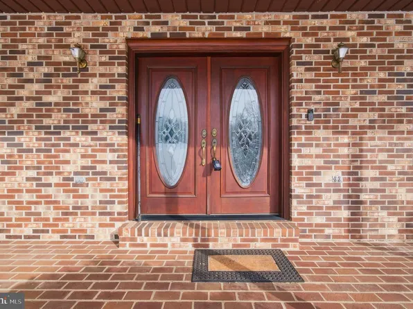 1290 Whirl A Way Ct, Gambrills, MD 21054