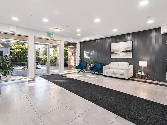 3rd image of 22577 Royal Cres #306