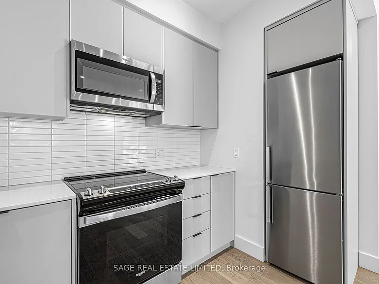 909 Castlefield Ave #1 — Photo 19