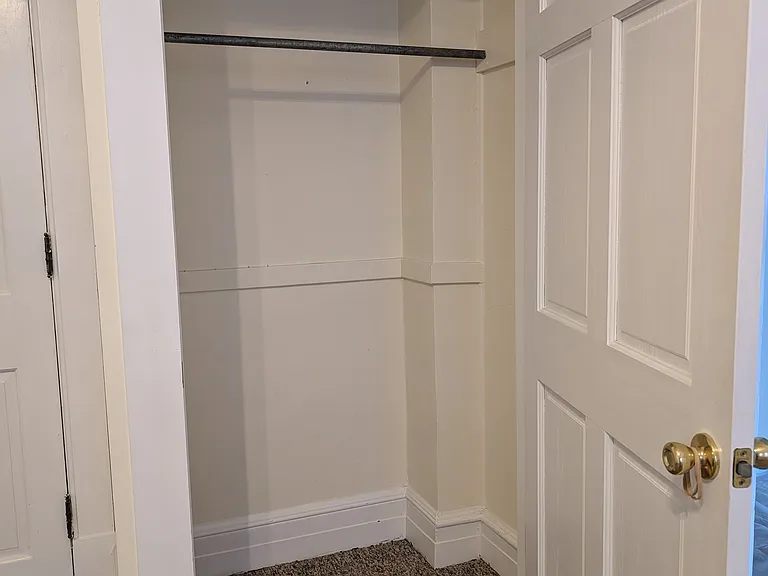 83 W Main St — Photo 3