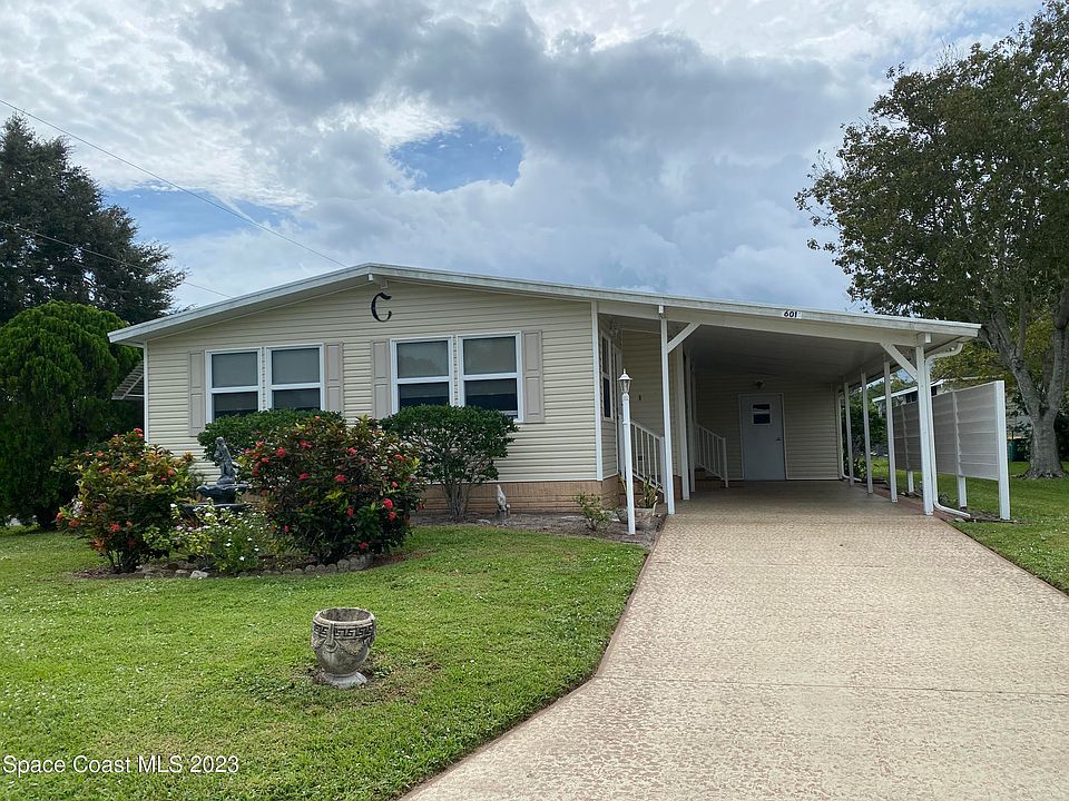 1st image of 601 Dolphin Cir