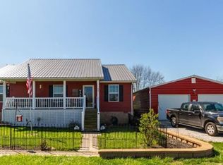 49 Green Leaf Dr, Cave City, KY 42127