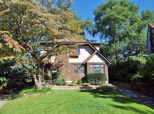 3515 Clarkwood Pl, Cincinnati, OH 45208