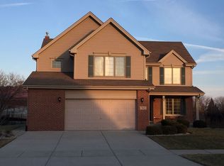 17615 Dunn Rd, Tinley Park, IL 60487