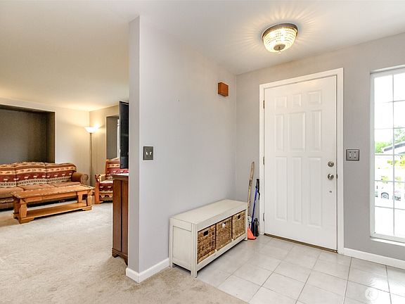4th image of 3609 Orchard Street SE