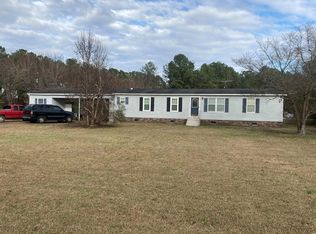 764 Tupperware Rd, Hemingway, SC 29554