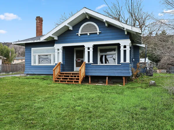 1922 W 10th St, The Dalles, OR 97058