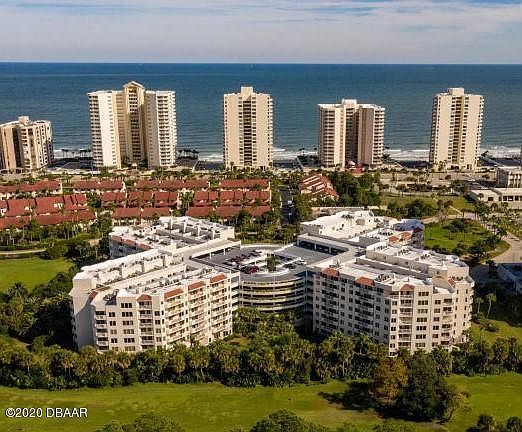 2nd image of 3 Oceans West Blvd APT 4C3