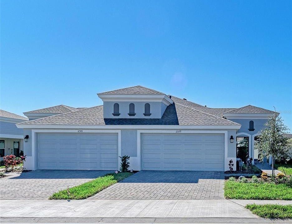 1st image of 12377 Oak Hill Way