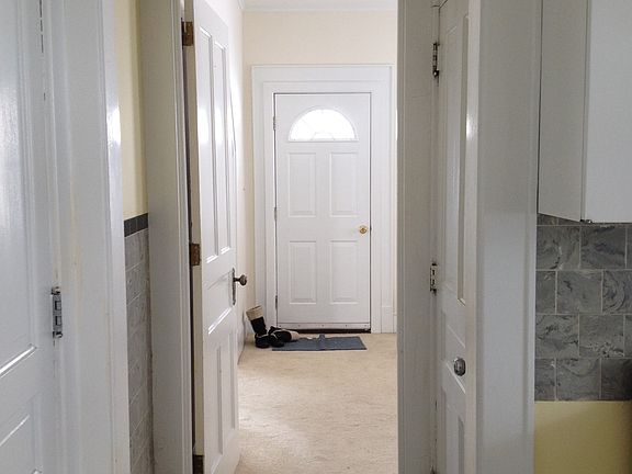 Kitchen to Entry Door