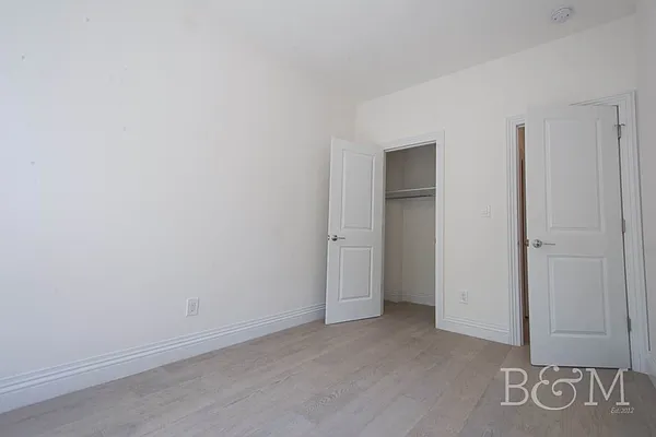 Rented by Brick&Mortar | media 10