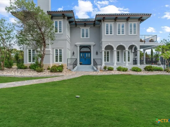 829 Kings Point Dr, Canyon Lake, TX 78133