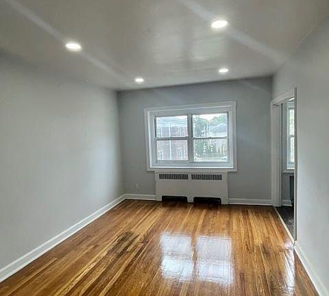 3rd image of 162 Park Ave APT D6