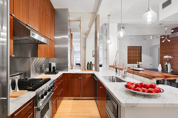 Sold by Compass | media 6