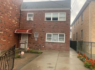 1813 Paulding Ave, Bronx, NY 10462