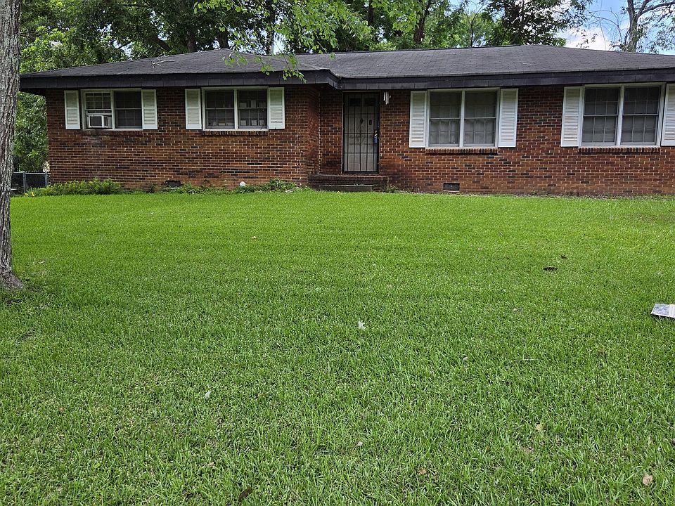1st image of 1702 Cardinal Rd