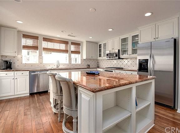 2nd image of 163 Playa Cir #Ee
