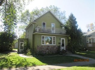 1617 University Ave APT 1, Grand Forks, ND 58203
