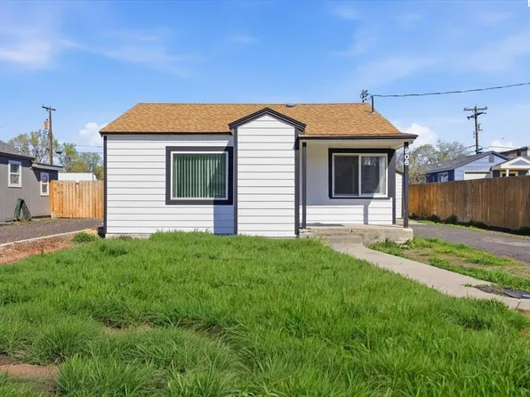 906 Chris Ave, Benton City, WA 99320
