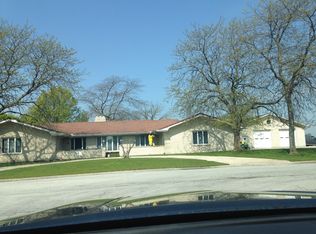 19900 Rose St, Lynwood, IL 60411