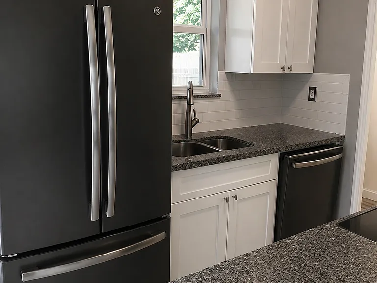 125-127 NE 30th Ct #125 — Photo 9