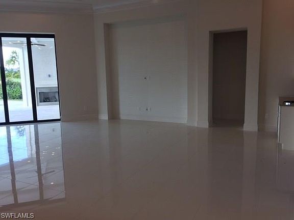 4th image of 28876 Blaisdell Dr