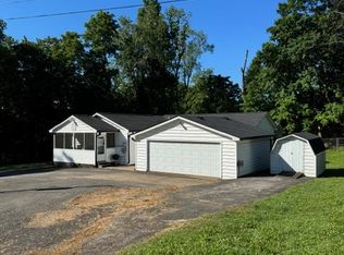 298 Tobacco Rd, Clarksville, TN