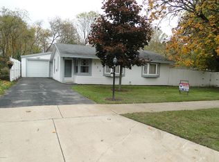 312 Sunset Hills Ave NW, Grand Rapids, MI 49534