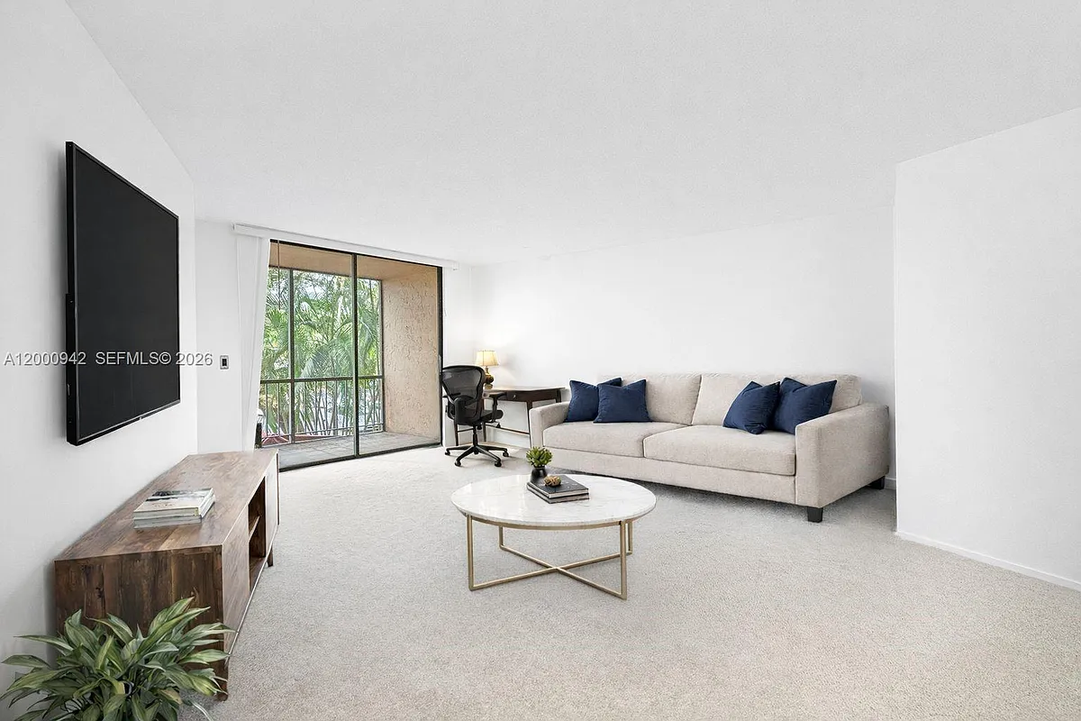 Building Photo - 3800 N Hills Dr #206