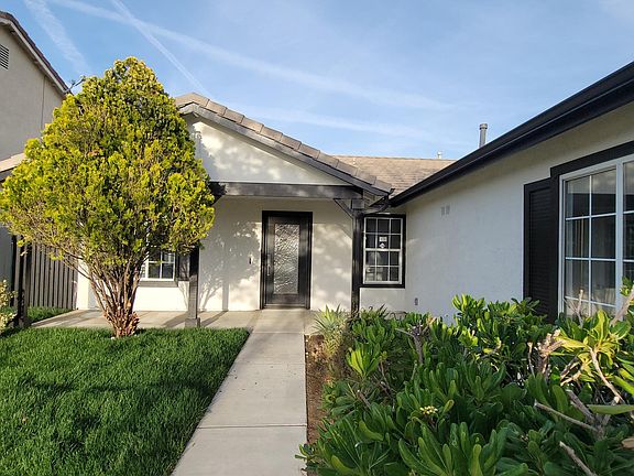 4th image of 37624 Ribbon Ln