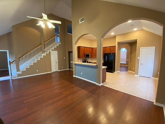 5th image of 24619 Blane Dr