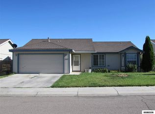 1043 Rosehips Ln, Fernley, NV 89408