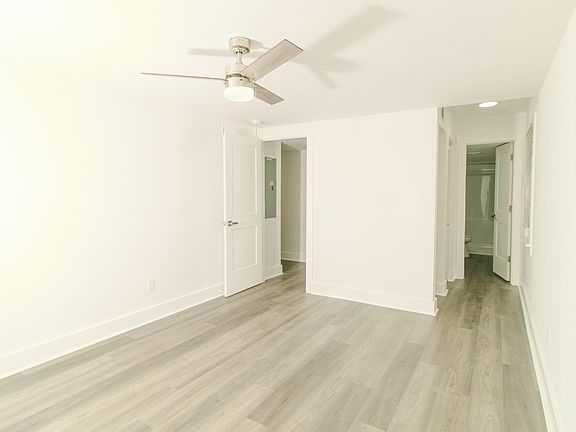 5th image of 4589 Orchid Dr #2