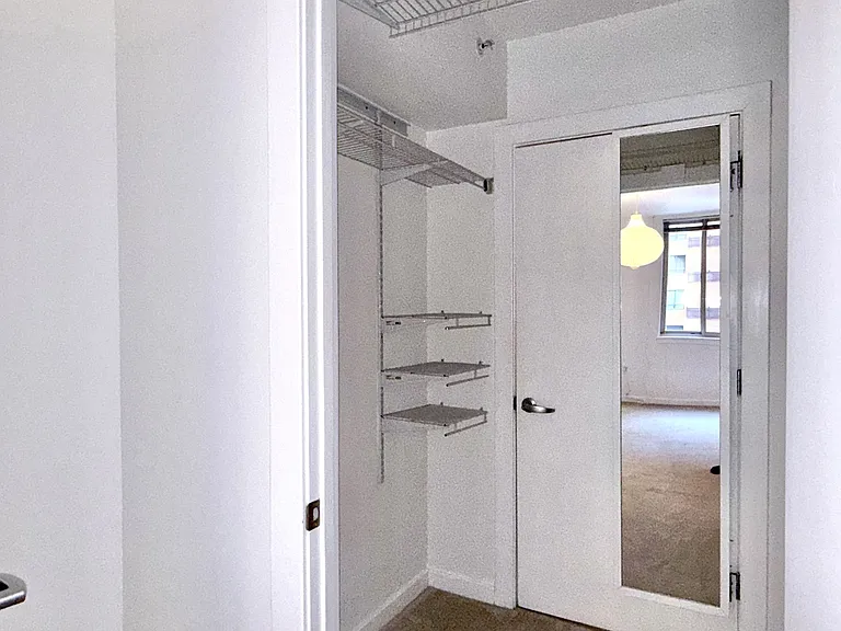 1000 New Jersey Ave SE #526 — Photo 13