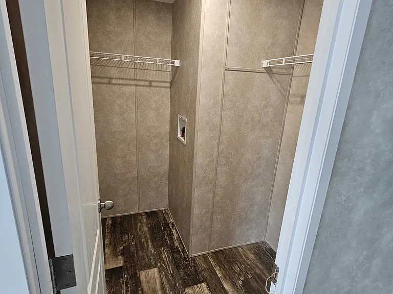 2300 Lafayette Ave #26 — Photo 12